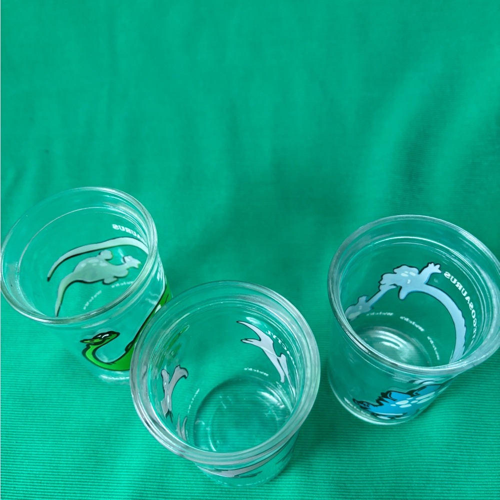 Vintage Welch's Juice Jar Glasses  Dinosaur Stegosaurus Pterodactyl Brontosaurus - Picture 5 of 6